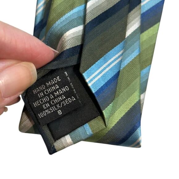 Van Heusen Men's 100% Silk Green and Blue Striped Tie - Picture 6 of 6